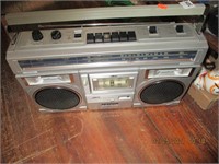 Sanyo Cassette/Radio Set