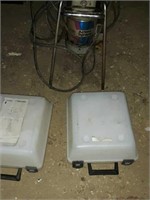 Airless Sprayer, 2 small tool totes