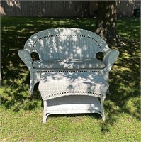 White Wicker Yard Love Seat and Table
