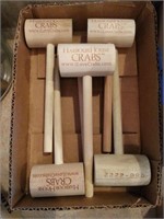 HARBOR HOUSE CRAB MALLETS