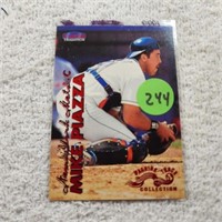 1999 Fleer Tradition Warning Track Mike Piazza