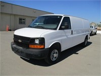 2011 Chevrolet CG3300 Van