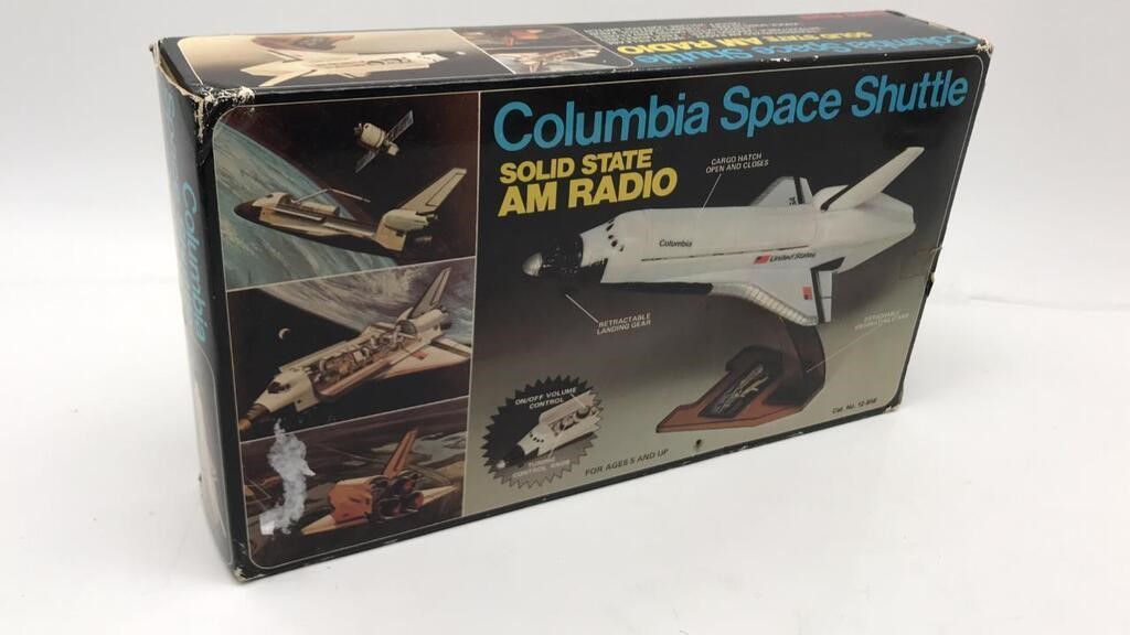 Columbia Space Shuttle Solid State Am Radio Does