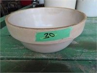 Stonware bowl w/some cracks