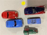 LOT- EARLY PLASTIC AND METAL CARS, LESNEY, DINKY