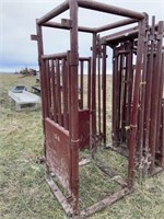 Stampede steel palpation cage