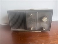 Vintage GE Solid State AM Radio Alarm Clock