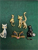 Lot of Darling Cat Pins / Brooches