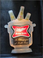 Miller bar light