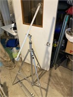 Vintage Lowel Light Tripod In Case