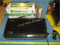 Food Saver Vacuum Sealer w/ Accessories