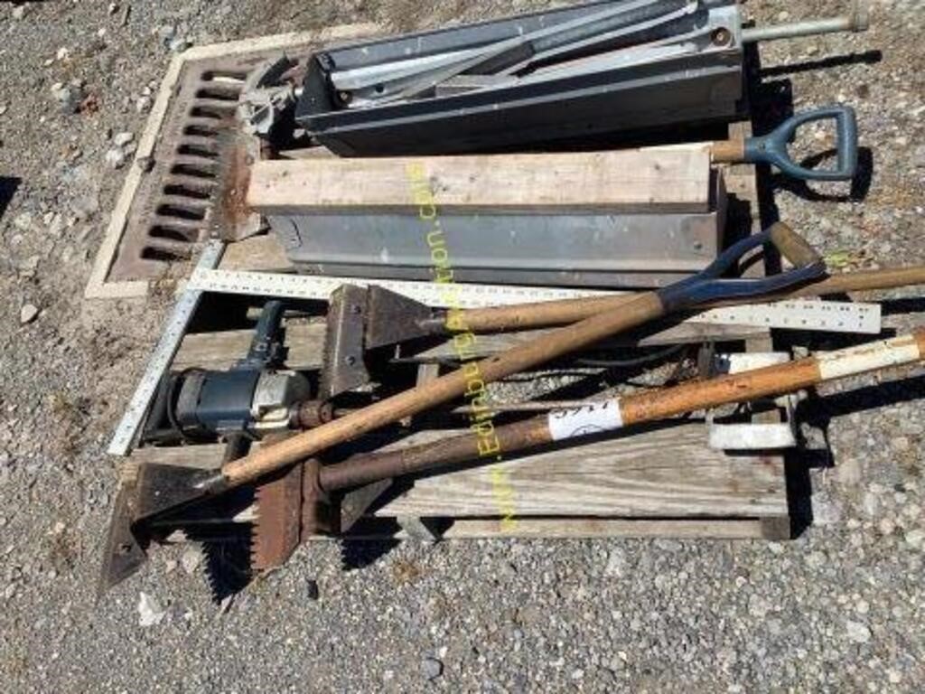D1. miscellaneous roofing lot with mixer