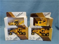 4 NIB ERTL John Deere Construction Tractors