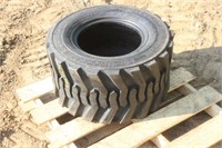 Deestone 31x15.50-15NHS Tire
