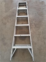 8 ft aluminum ladder