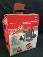 Milwaukee router kit in box