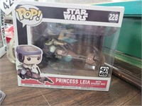 PRINCESS LEIA WITH SPEEDER BIKE FUNKO POP