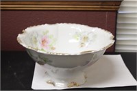 A Silesia Large Center Bowl