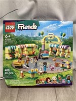 Lego Friends Pet Adoption Day 400 PCs