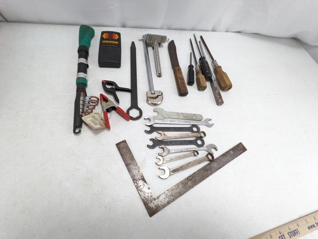 Assorted Hardware Tools