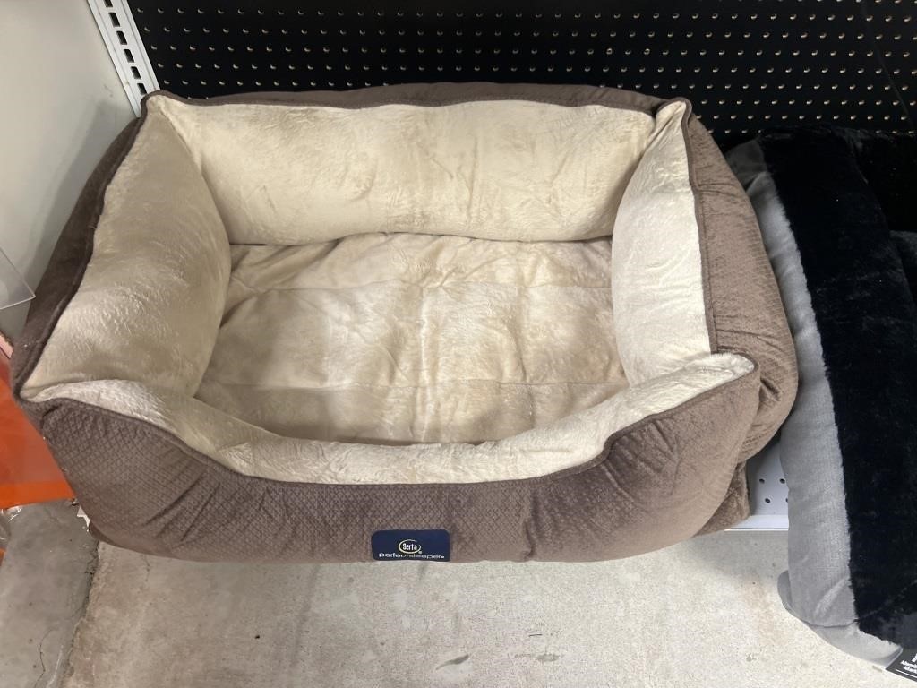 Serta brown pet bed