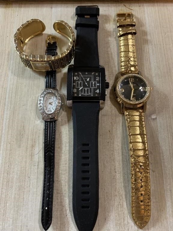 SATURDAY NIGHT COIN JEWELRY AUCTION LOUIS VUITTON WATCH GOLD