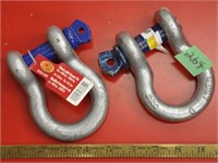 2 screw pin anchor shackles, new