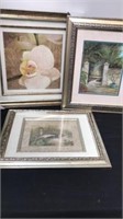 3 frames floral pictures