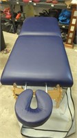 Portable Masseuse Table