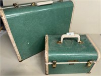 Vintage Hard suitcase large/small combo