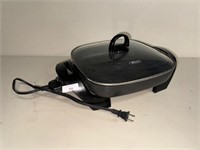 Bella Electric Skillet 14" Scratch Free like new