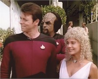 Star Trek: The Next Generation Brenda Bakke signed