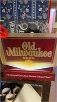 OLD MILWAUKEE SIGN THAT LIGHTS UP