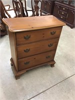 Gorgeous Drexel American Traditions desk. 34 x 17
