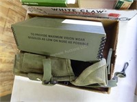 Army ammo pouch & goggles