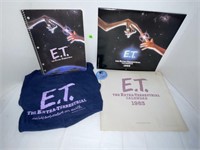 LOT OF ET COLLECTIBLE ITEMS 1982 - SHIRT, BINDER