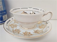 Tasse à thé et soucoupe Royal Crafton fabriquées