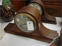 Two 1920's mahogany mantle clocks.