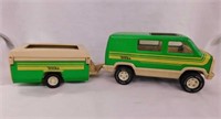 1978 metal Tonka Play People van & camper set,