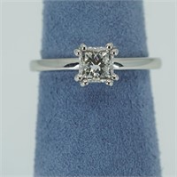 Platinum solitaire engagement ring, 1.00 ct