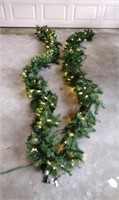 20' Lighted Garland