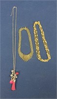 (3) Costume jewelry necklaces