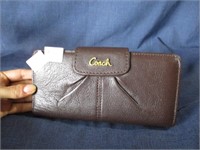 Coach wallet .