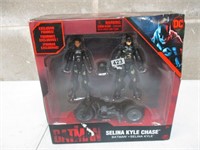 Batman/ Selina Kyle Chase Toy