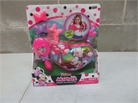 Minnie Fashion Accessory Kit NEW