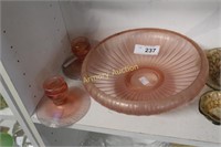 STRETCH GLASS CONSOLE BOWL AND CANDLE HOLDERS