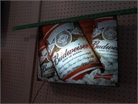 Budweiser light up beer sign, works