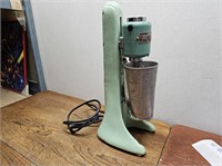 VINTAGE Green Benedict MILKSHAKE Mixer No.53