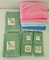 Bath Towel Set & Misc Towels