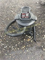 CRAFTSMAN 8 GALLON DOUBLE INSULATED WET/ DRY VAC